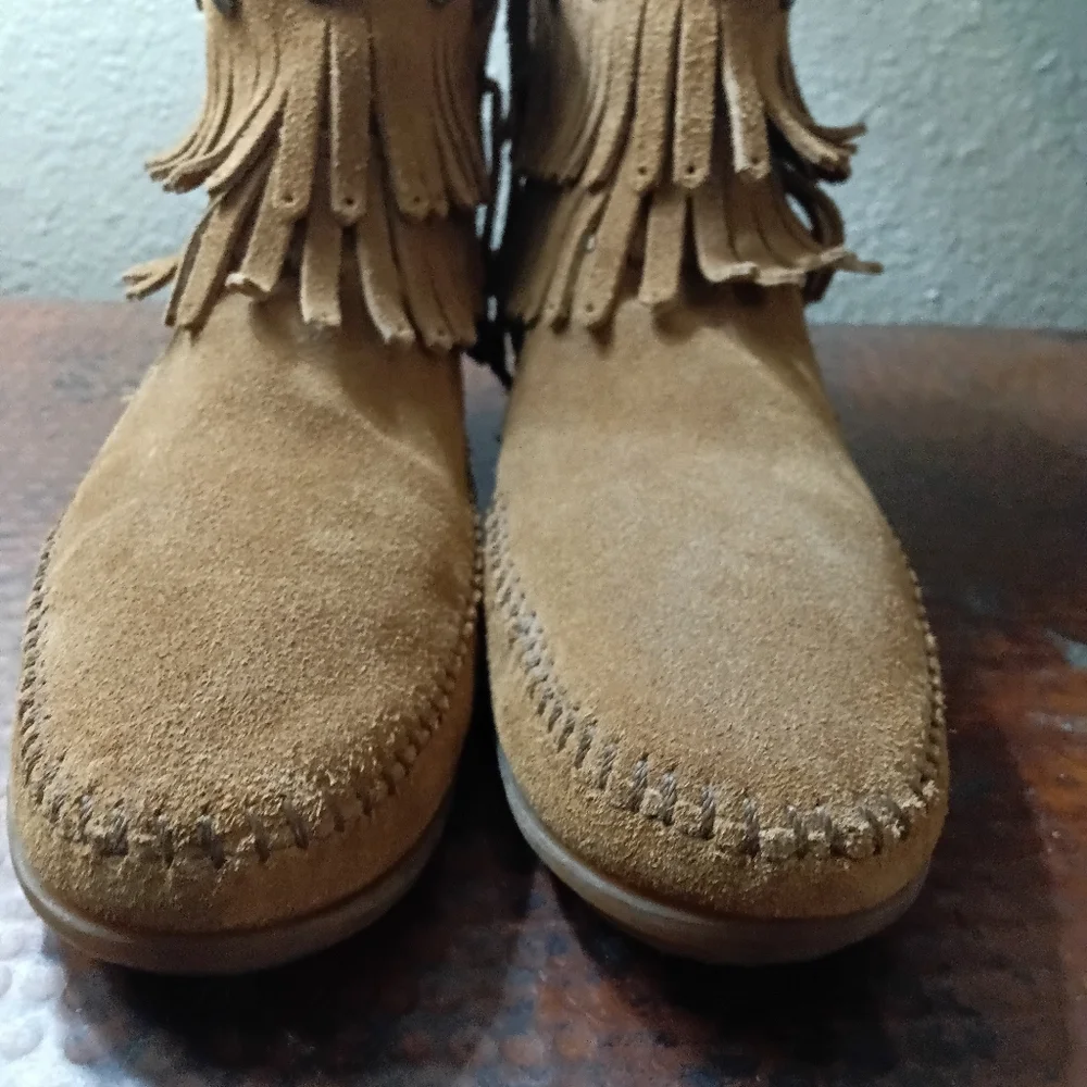 Minnetonka x Free People Sz. 7 Double Fringe Side Zip Boots